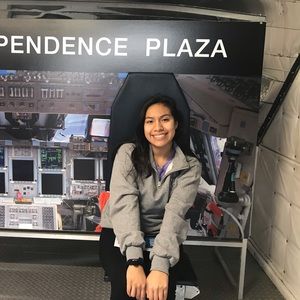 Meet your Posher, Denisse